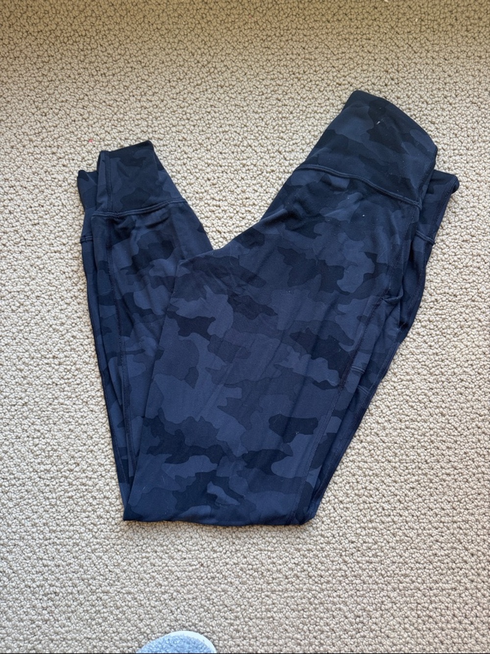 Lululemon Align Joggers Black Camo size 4